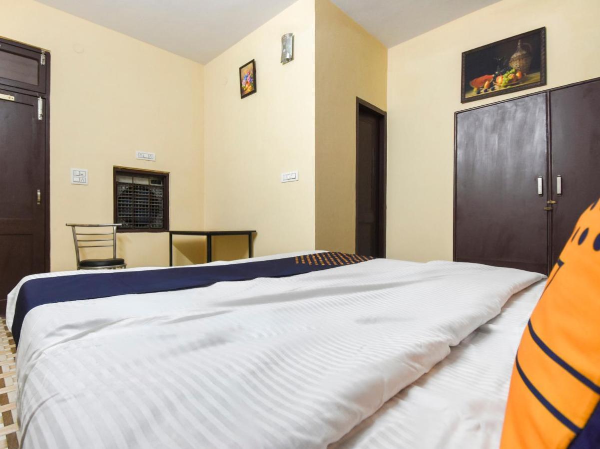Spot On 70295 Sky Inn Jalandhar Exterior foto
