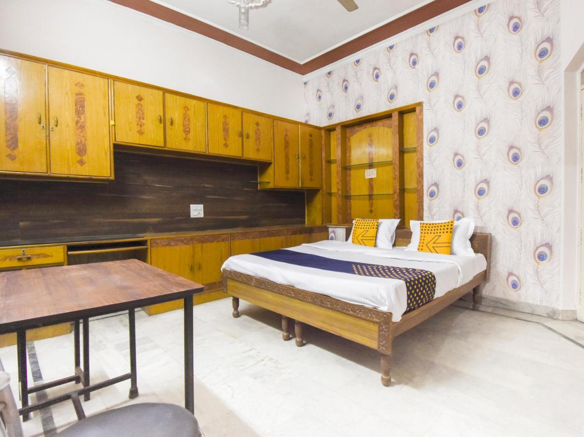 Spot On 70295 Sky Inn Jalandhar Exterior foto