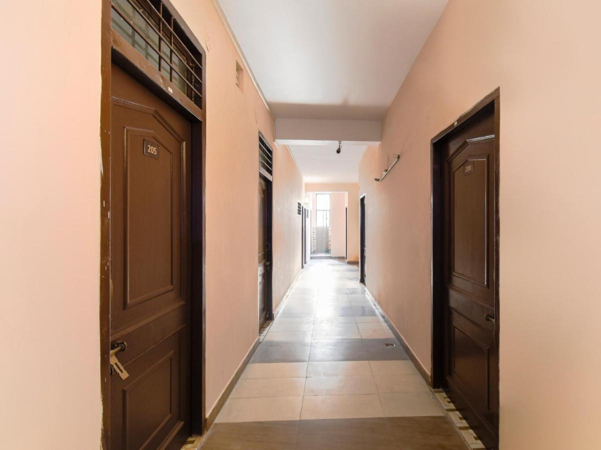 Spot On 70295 Sky Inn Jalandhar Exterior foto