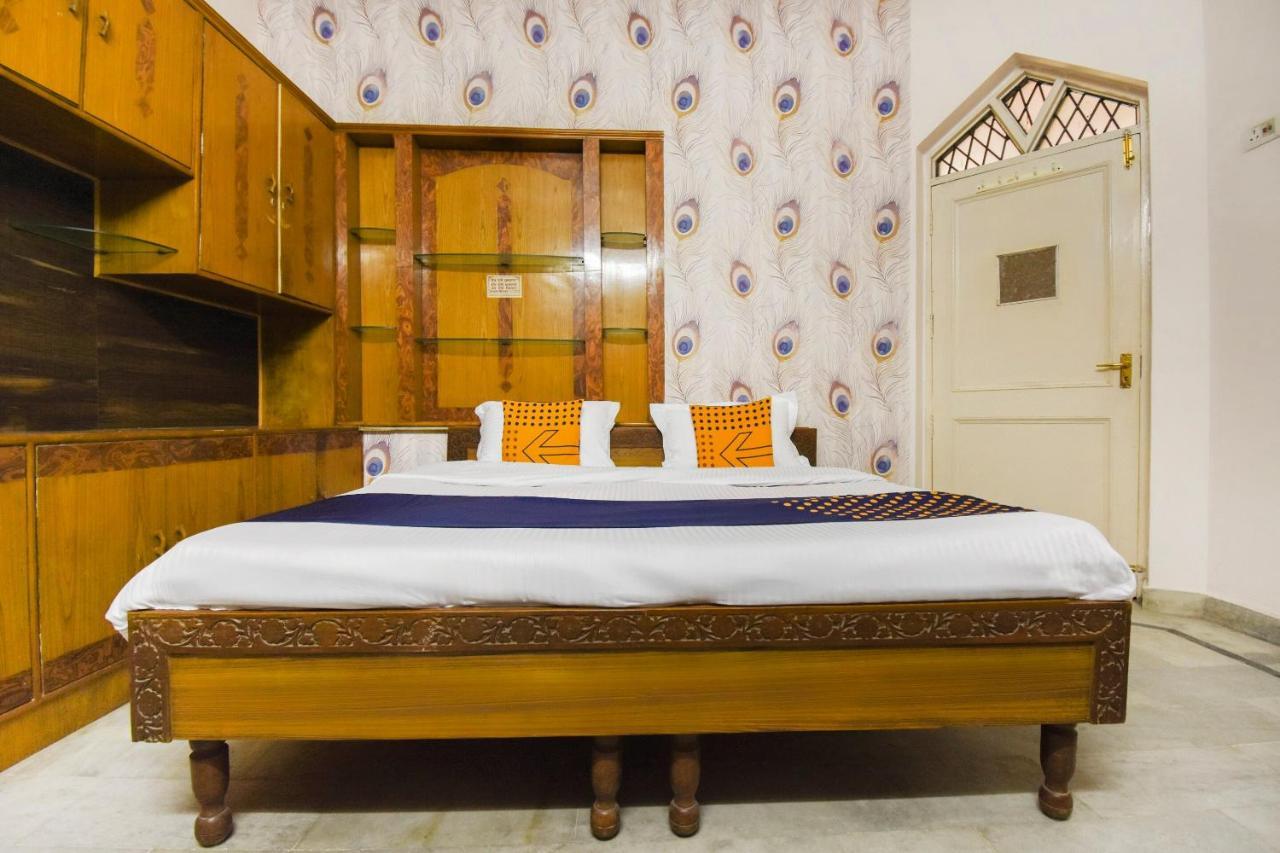 Spot On 70295 Sky Inn Jalandhar Exterior foto