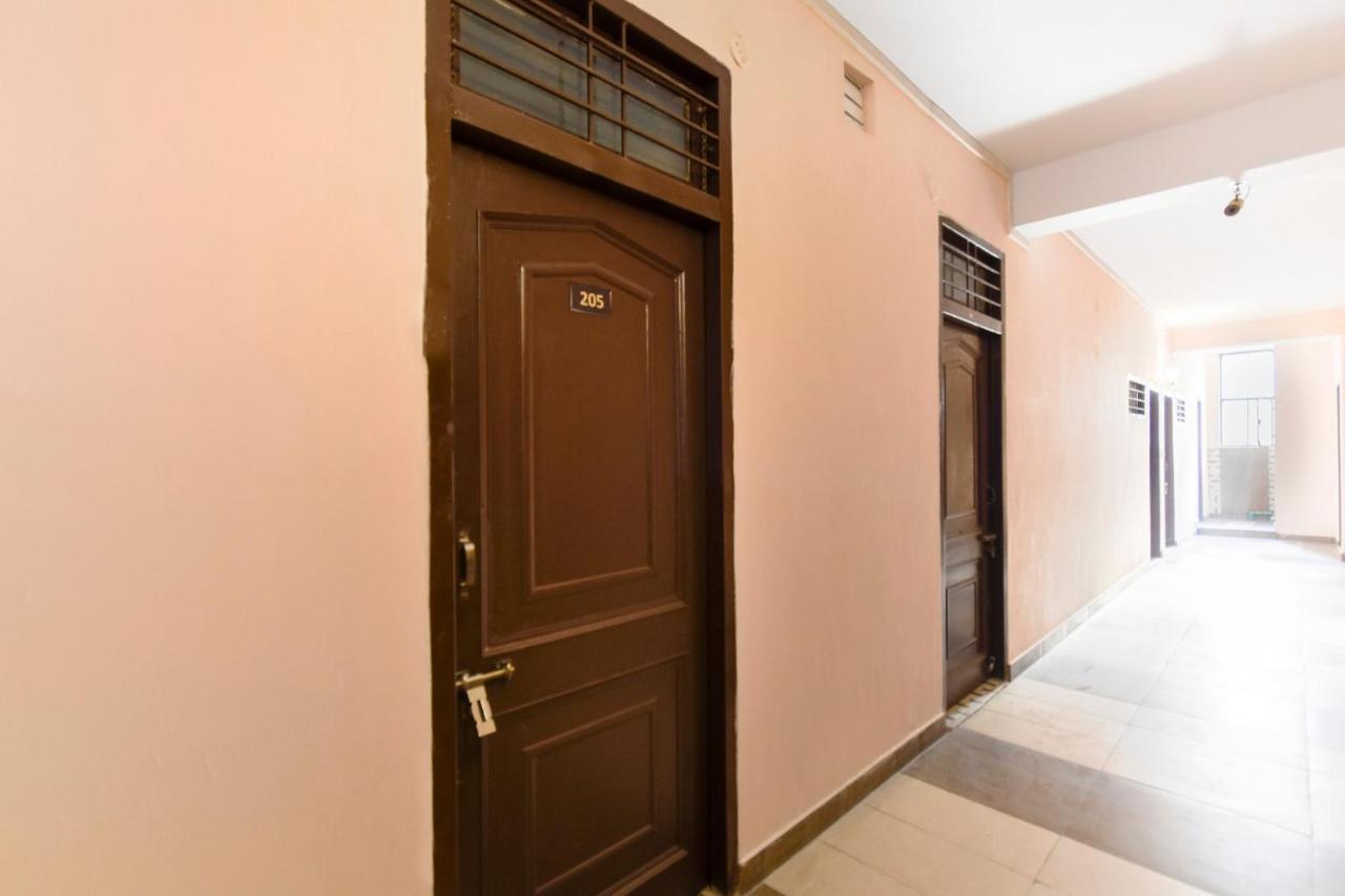 Spot On 70295 Sky Inn Jalandhar Exterior foto